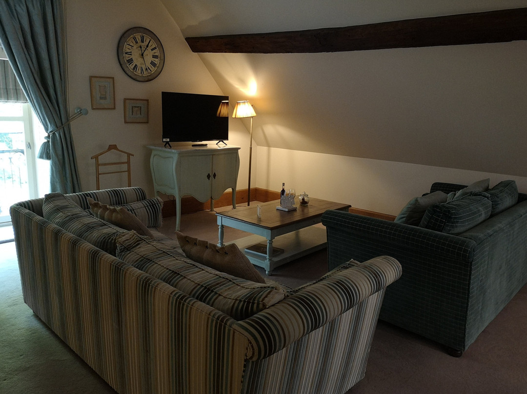 比西耶尔修道院酒店主图