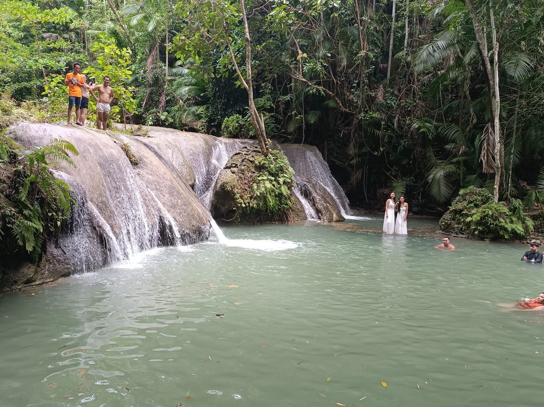 La-gaan Falls-拉孜必去景点