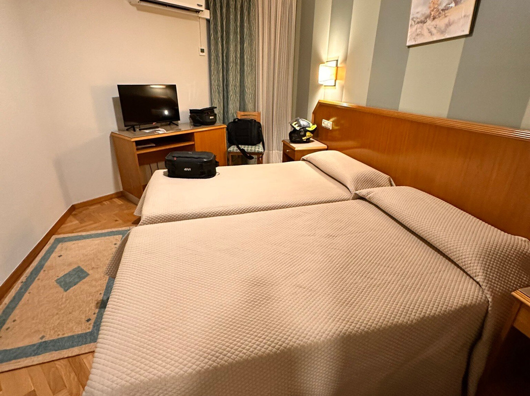 Hotel Astures主图