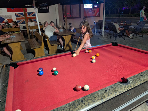 Spider Bar-晴滩必去景点