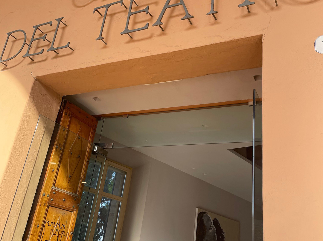 Caffè del Teatro Montelupone-Montelupone必去景点