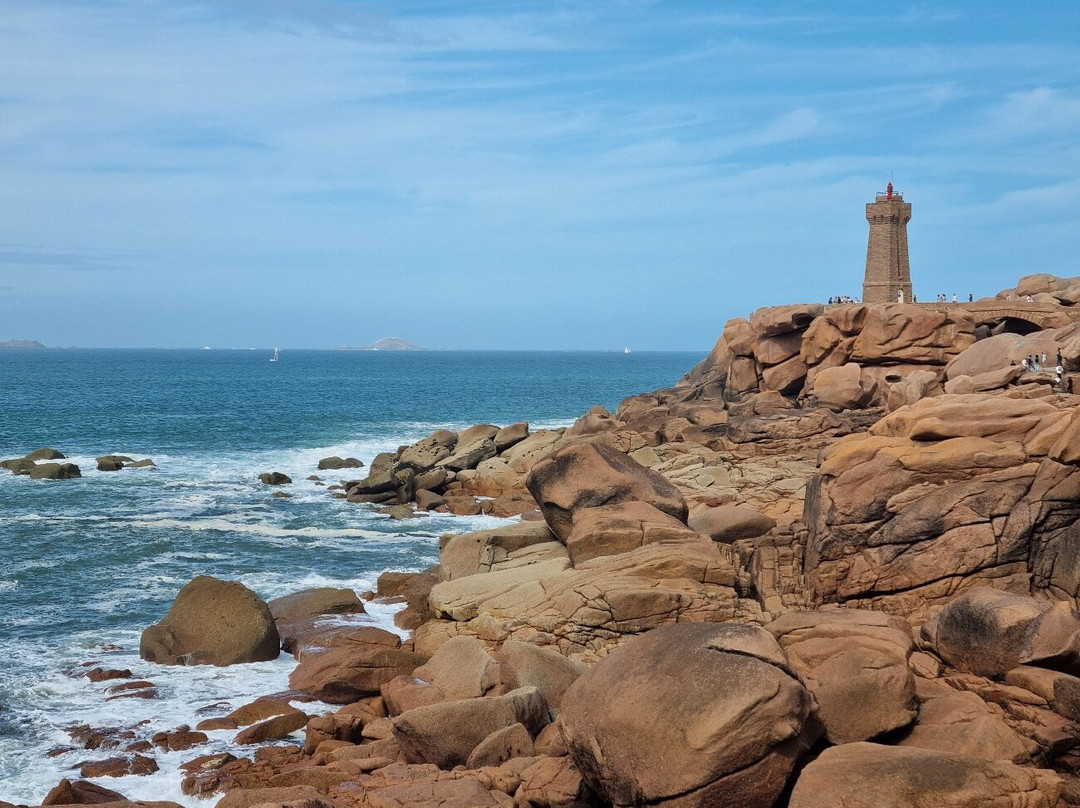 Ploumanac'h LIghthouse-Ploumanac'h必去景点