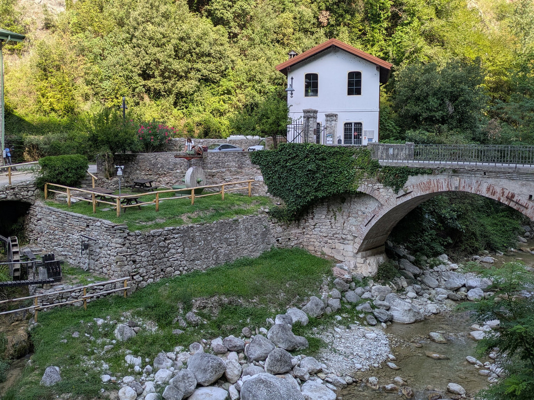 Valle delle Cartiere-Toscolano-Maderno必去景点
