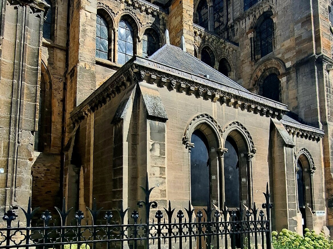 Collégiale Notre-dame-en-vaux-香槟地区沙隆必去景点