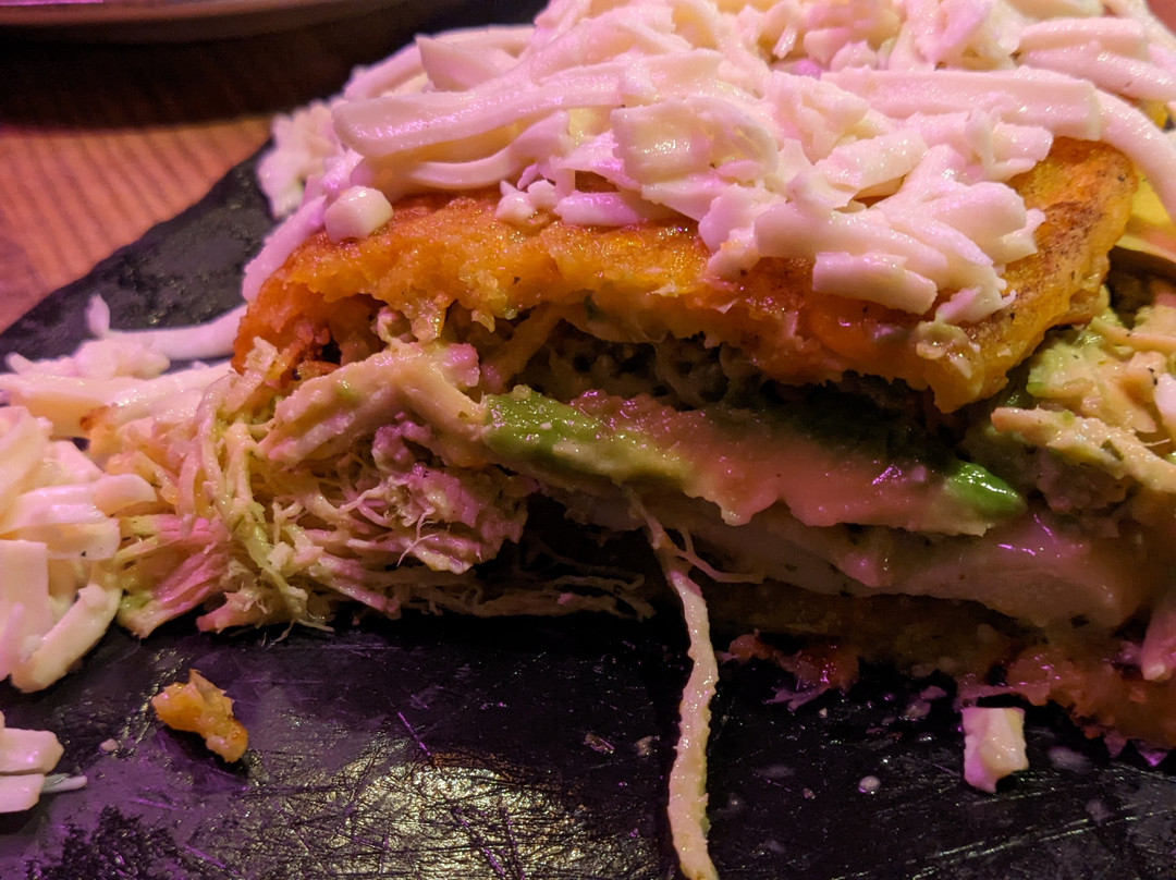 Pistazi Gastrolounge