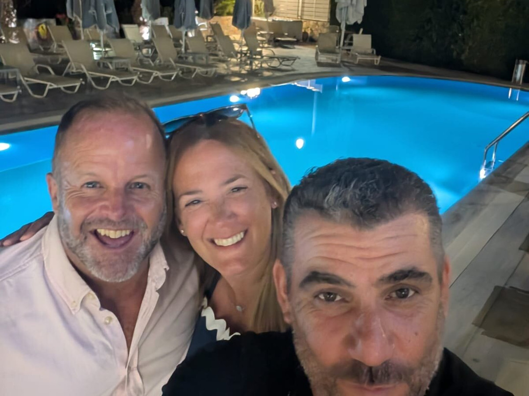 Angela Suites Boutique Hotel主图