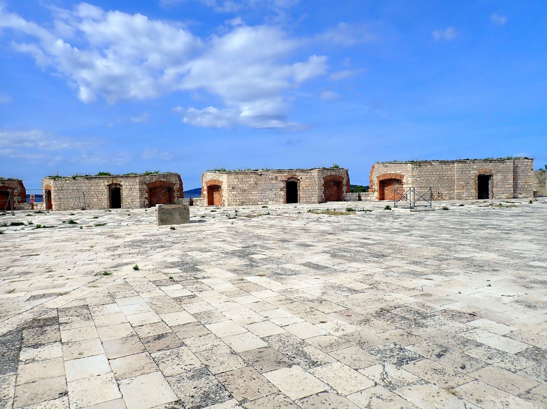 St Nicholas' Fortress-希贝尼克必去景点