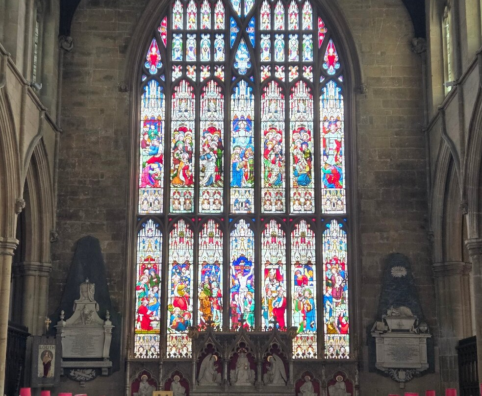 St James Church-Louth必去景点