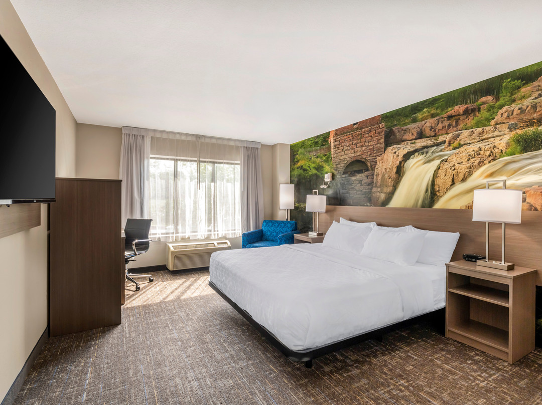 Clarion Pointe Sioux Falls Airport主图