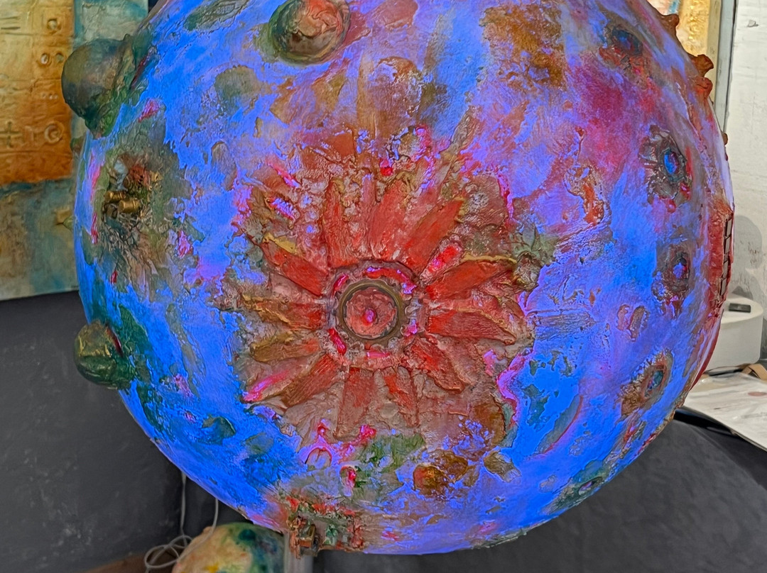 Art Gallery Contemporary Tapiézo-Roussillon必去景点