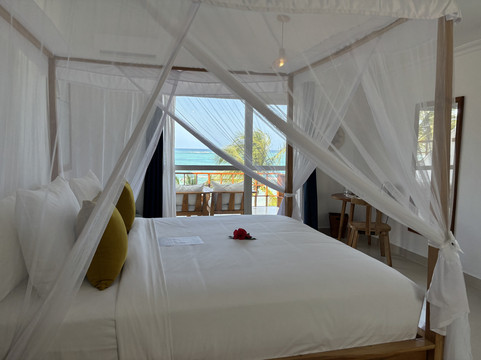 海洋精品酒店主图