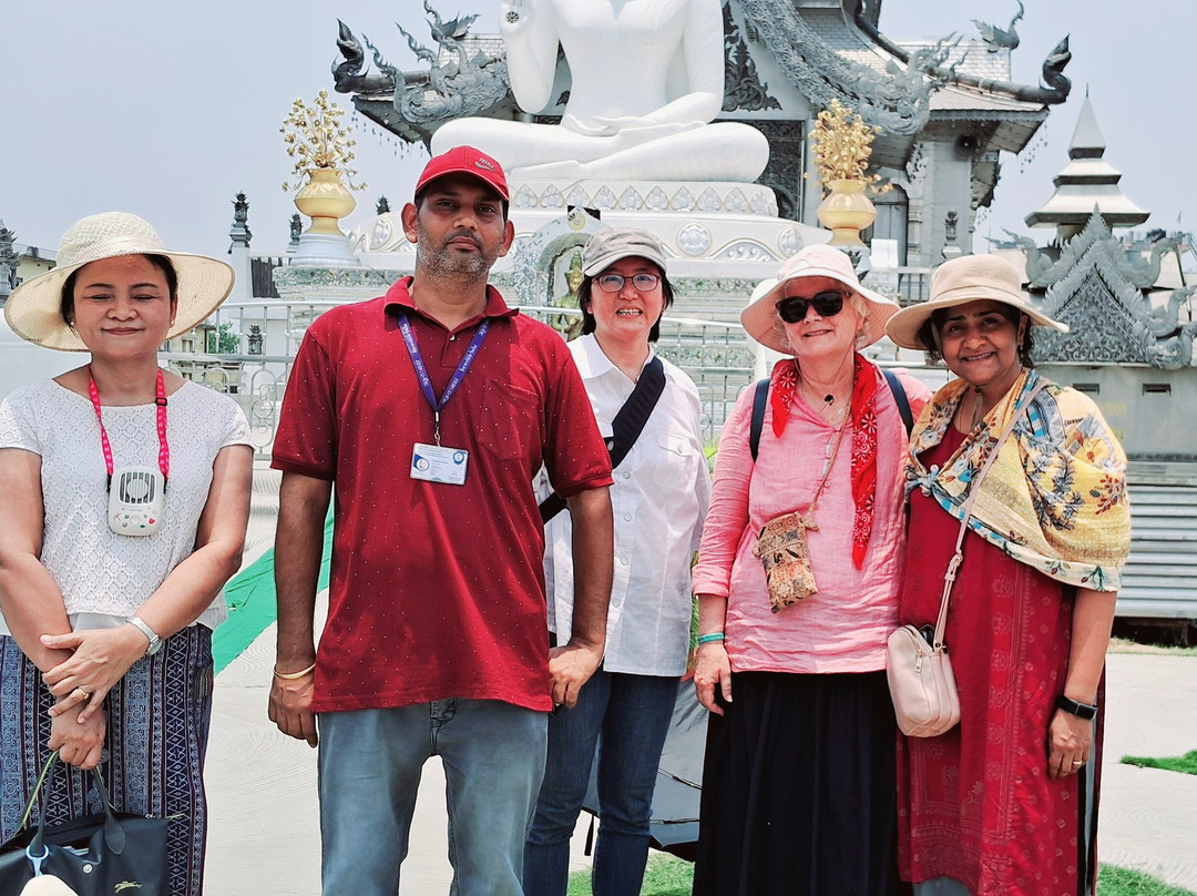 菩提伽耶盛橡酒店主图