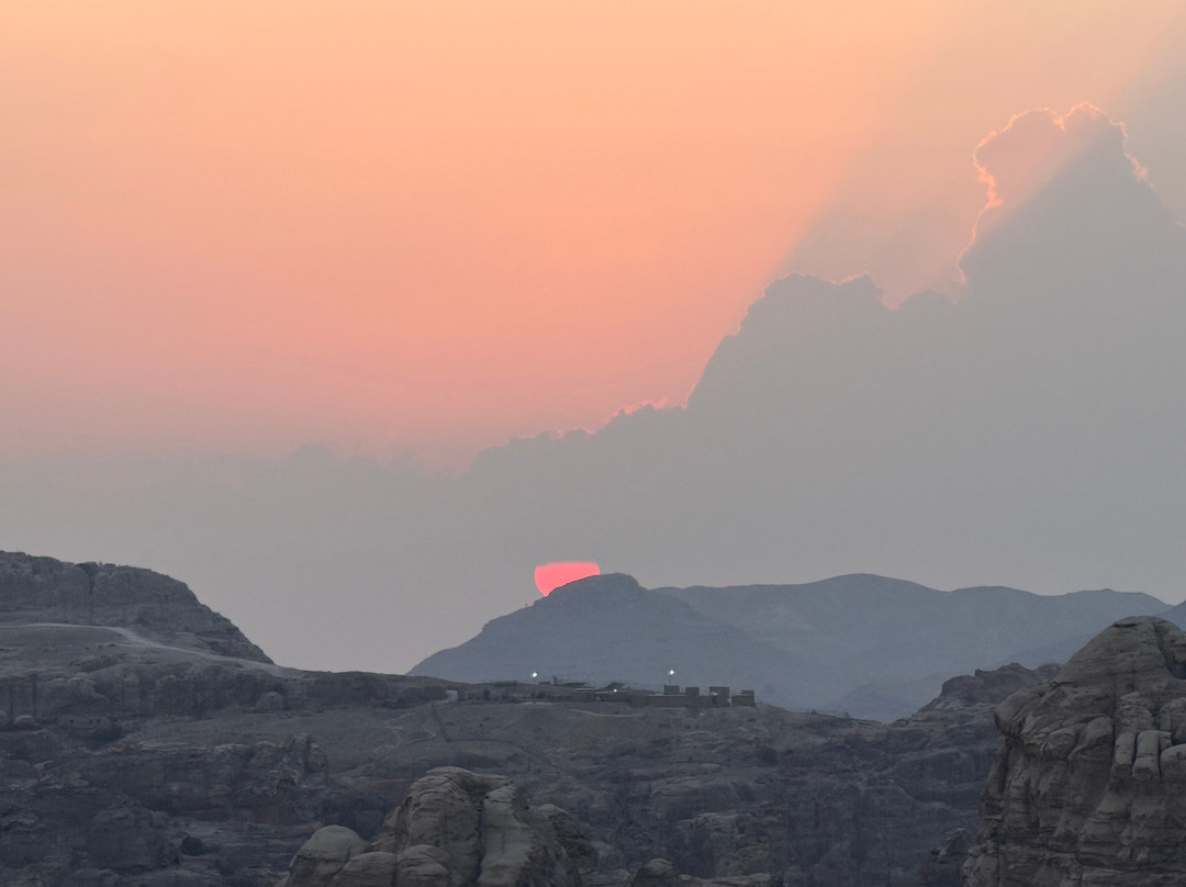 Petra Moon Luxury Hotel主图