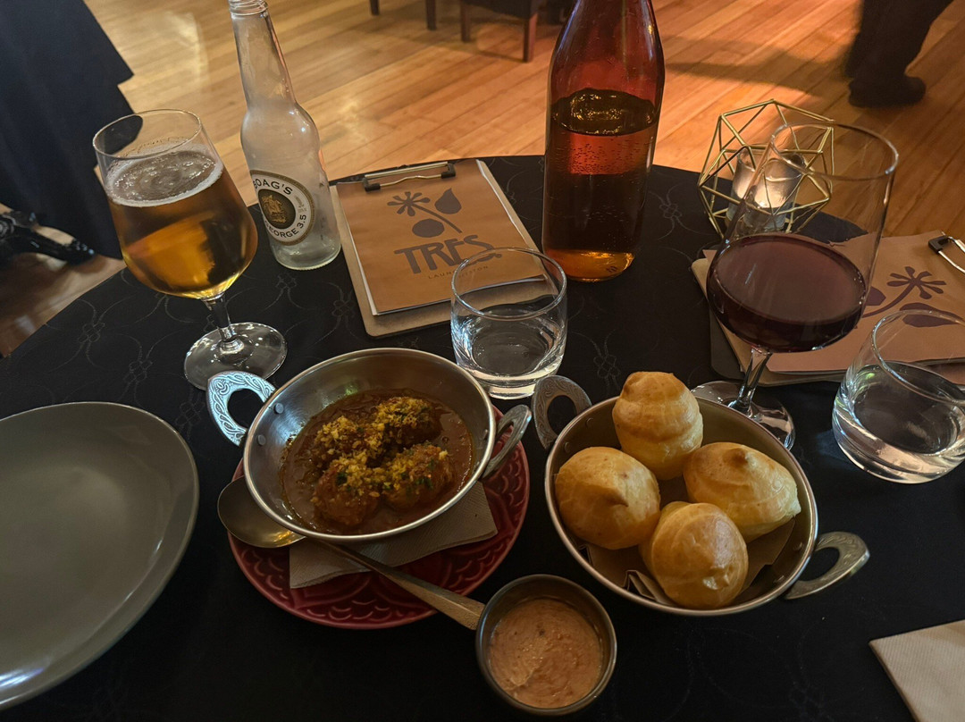 Tres Restaurant