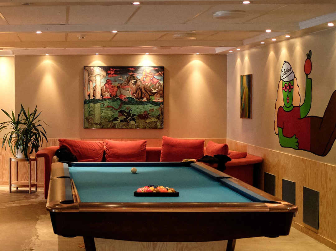 巴莱斯特兰酒店主图