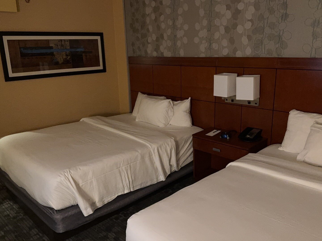 纽瓦克市中心万怡酒店主图