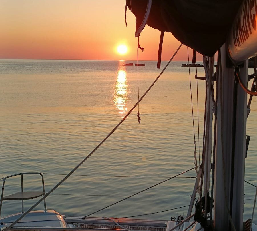 Avelecazzate-莱夫卡扎必去景点