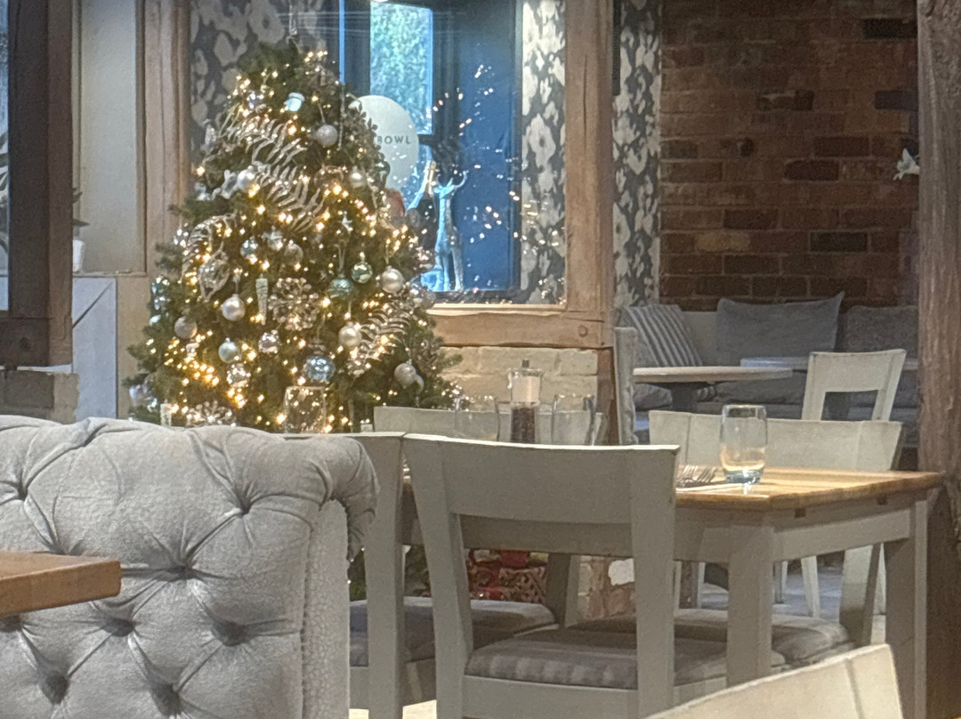 The Punchbowl Lapworth主图