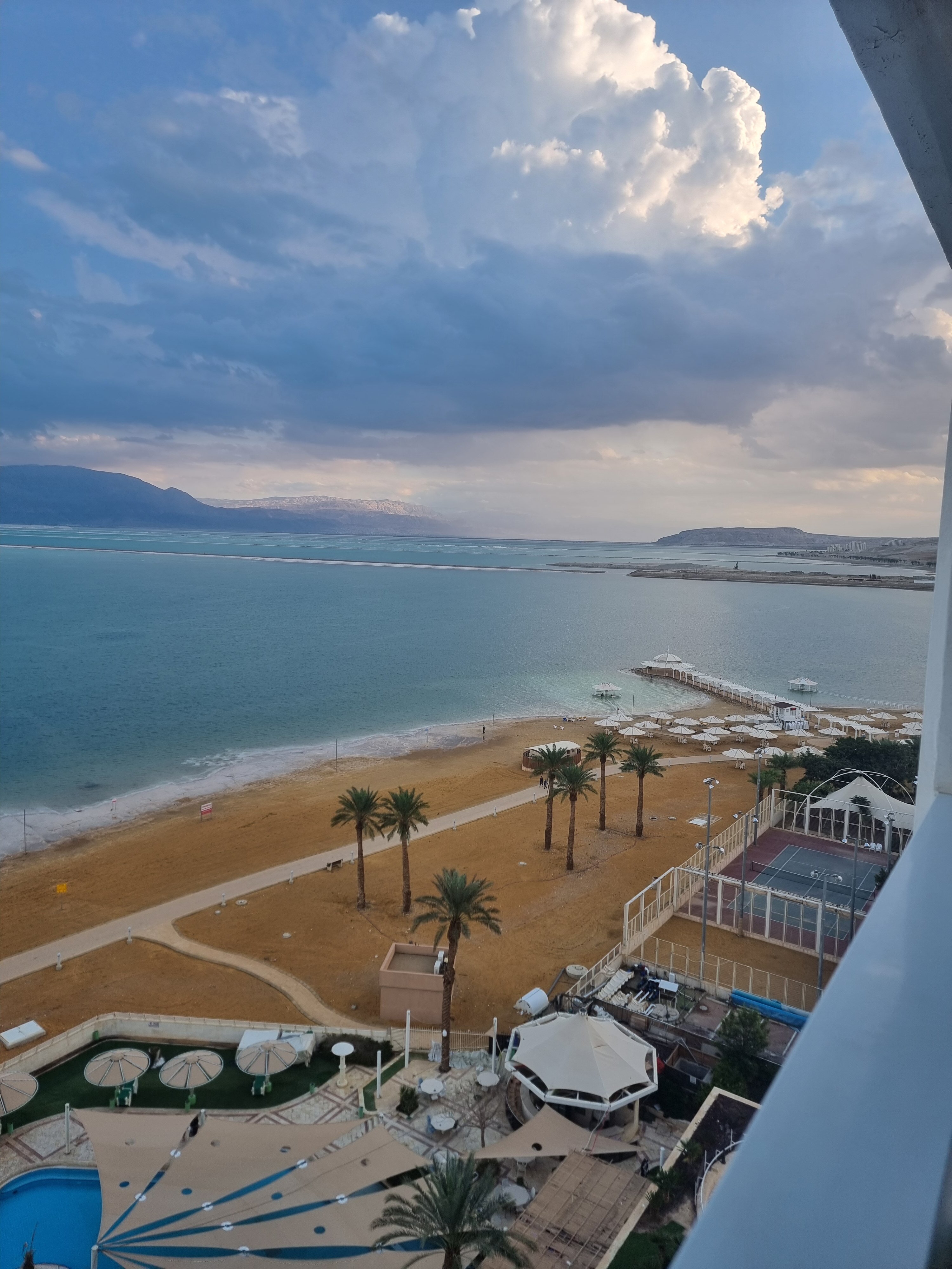 死海皇冠假日酒店-官方