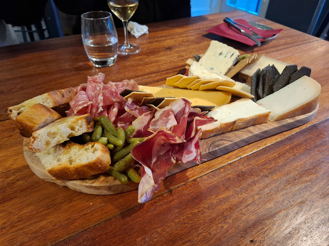 Once Upon a Vine-Horsforth必去景点