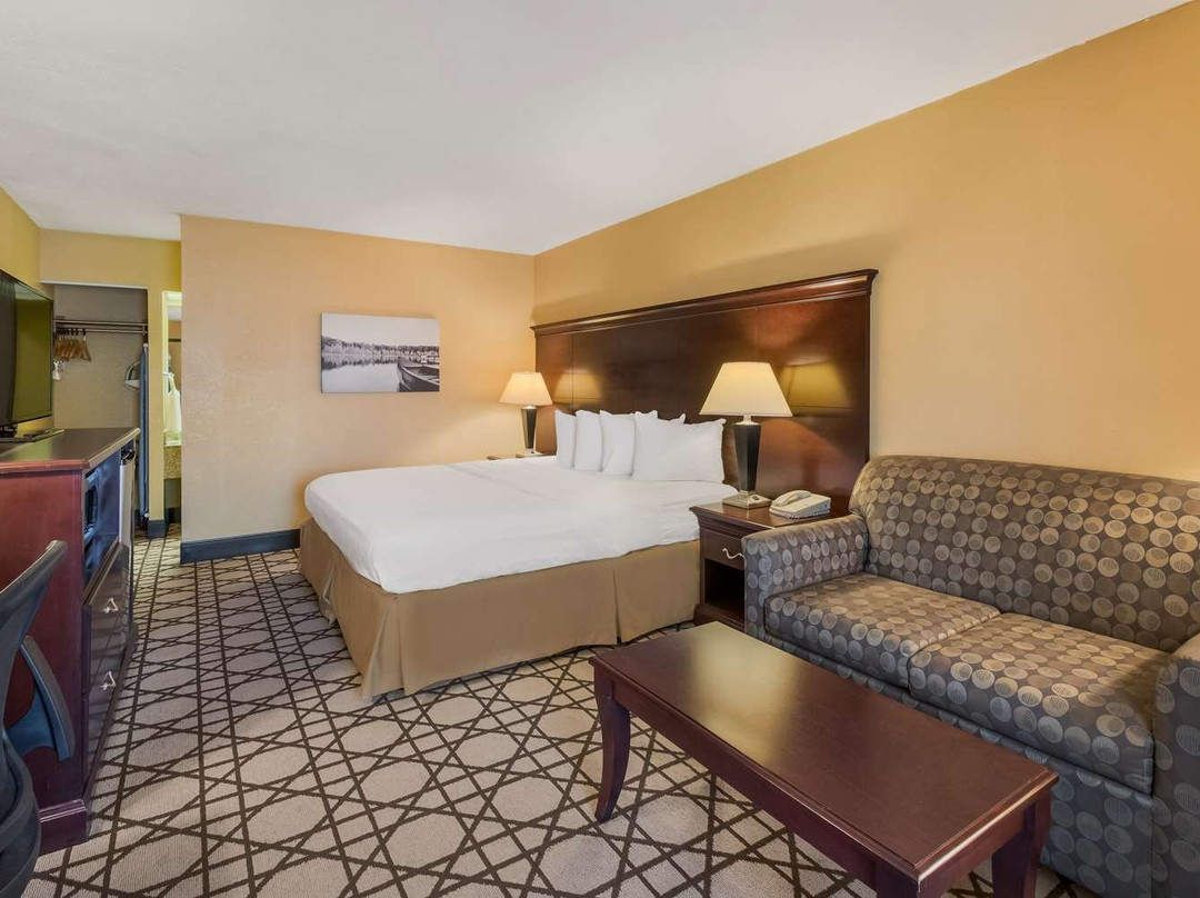 Best Western University Inn主图