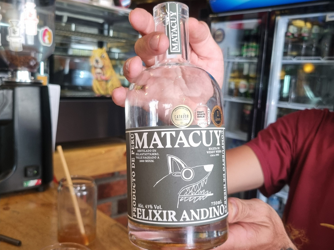 El Adriano - Cafe Bar