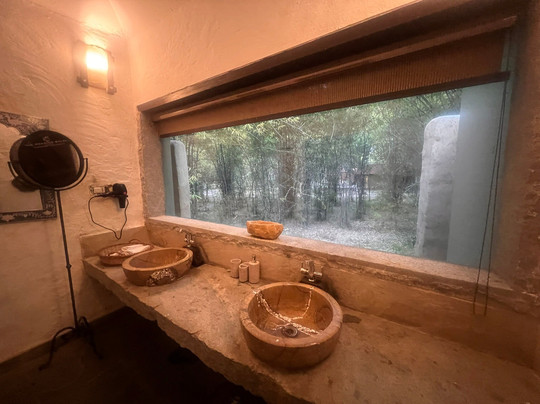 The Roaring Salvan County主图