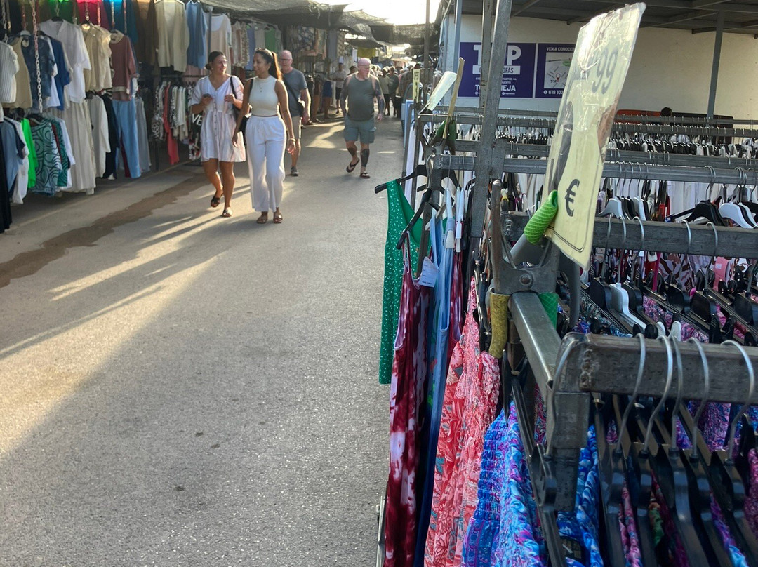 Lemon Tree Market-瓜尔达马尔德尔塞古拉必去景点