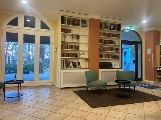 柏林克洛普里浪漫酒店主图