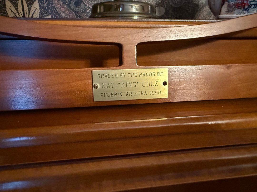 Abilene's Victorian Inn Bed & Breakfast主图