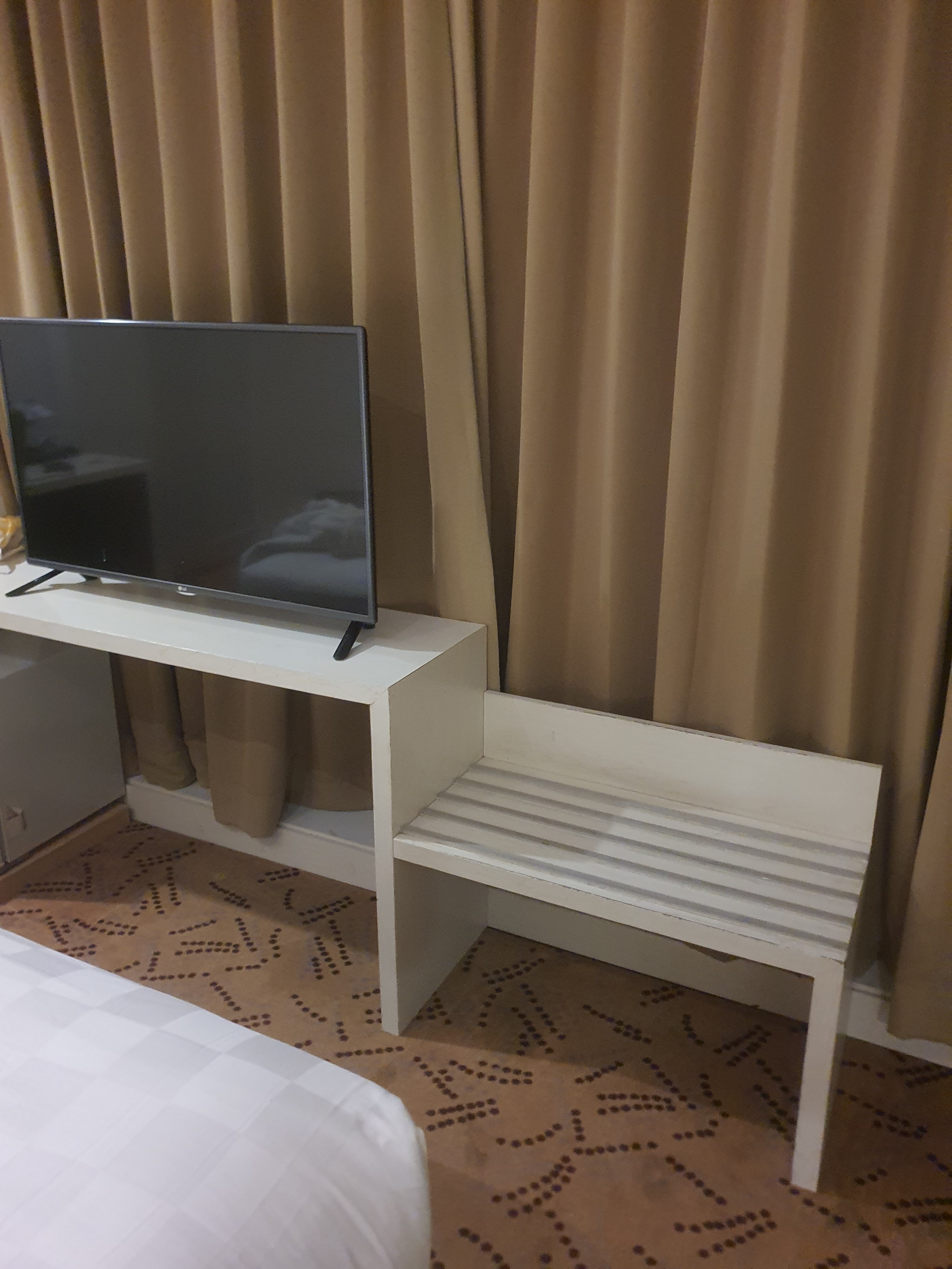 瑞士-贝林巴里巴伴酒店-官方