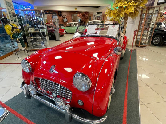 马耳他古董车收藏博物馆-卡拉必去景点