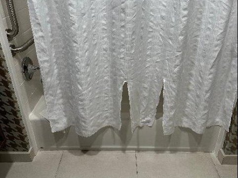 希尔顿家居套房, 阿肯色州布莱恩特-浴室