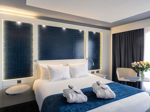 比尔广场美居酒店主图