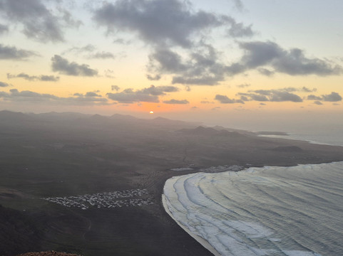 Mirador de El Risco de Famara-Haria必去景点