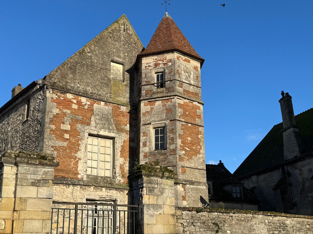 Vieille Ville de Senlis-桑利斯必去景点