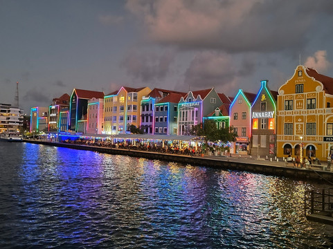 Punda-威廉斯塔德必去景点