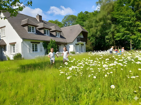 Saint-Maur-des-Bois酒店住宿-Bed and Breakfast Saultchevreuil