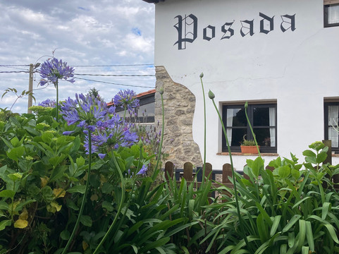 帕萨达梅尔朗特酒店主图