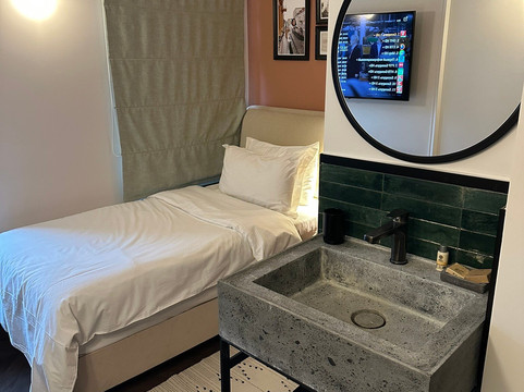 扎尔金德酒店客房和厨房主图