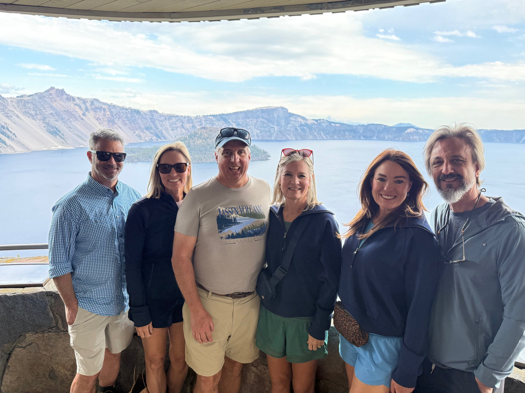 Sinnott Memorial Overlook-火山湖国家公园必去景点