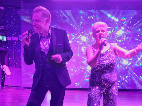 拉斯金酒店主图