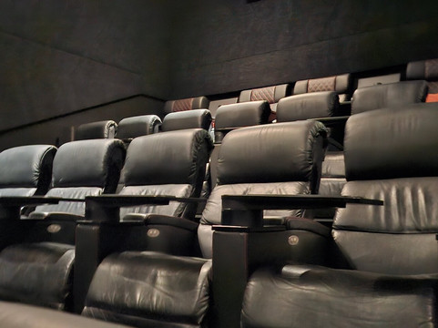 Vue Cinema-埃尔斯米尔港必去景点