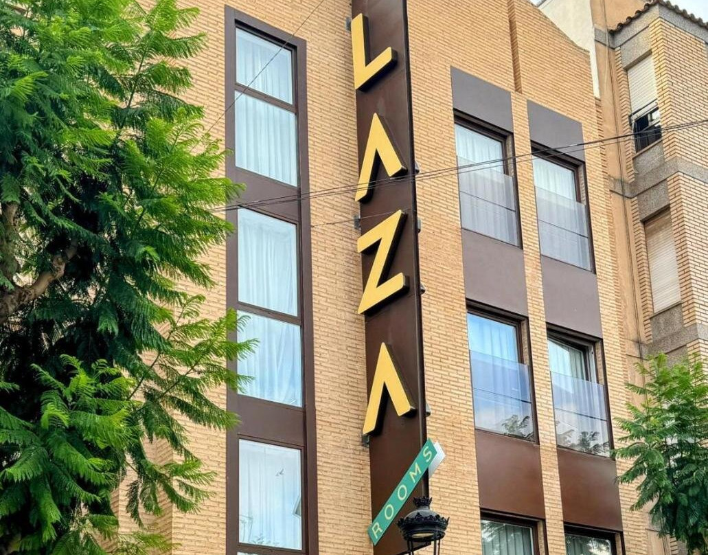 Plaza Hostel Rooms