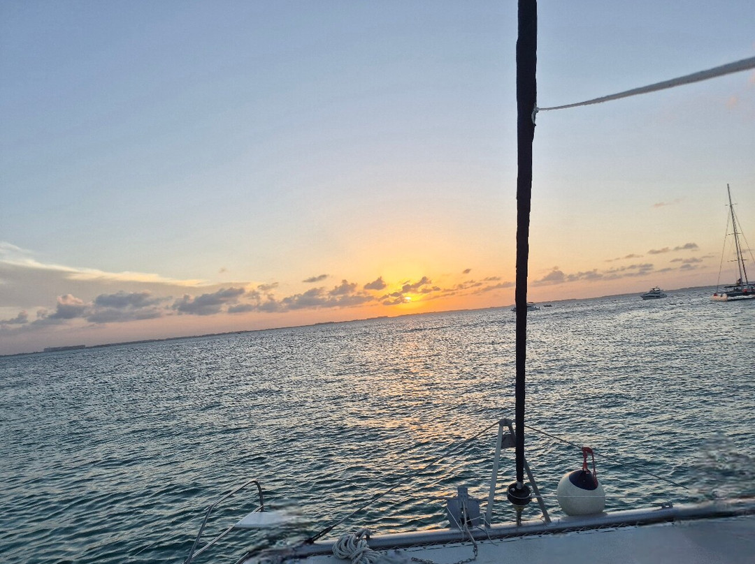 穆赫雷斯加泰罗尼亚格兰德海岸全套房水疗酒店主图