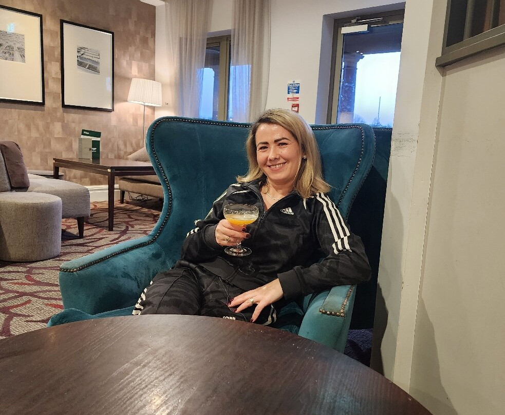 剑桥钟楼水疗酒店主图