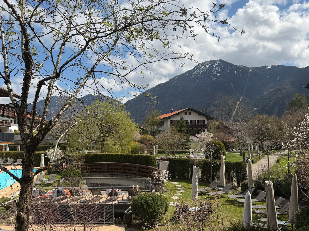 巴赫迈尔魏萨赫温泉度假村，豪华家庭度假村主图