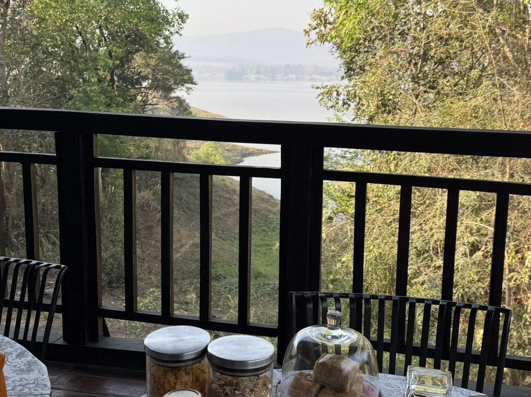 普顿迪野外酒店-丹瓦回水度假酒店主图