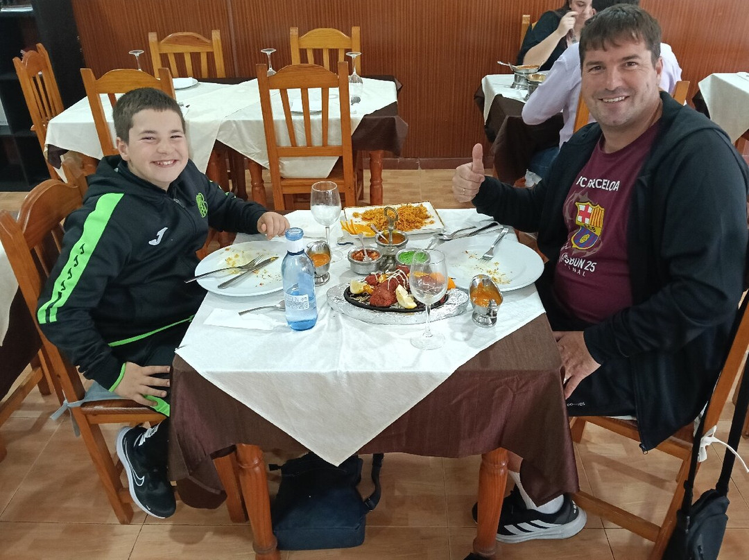 Hola India Restaurant