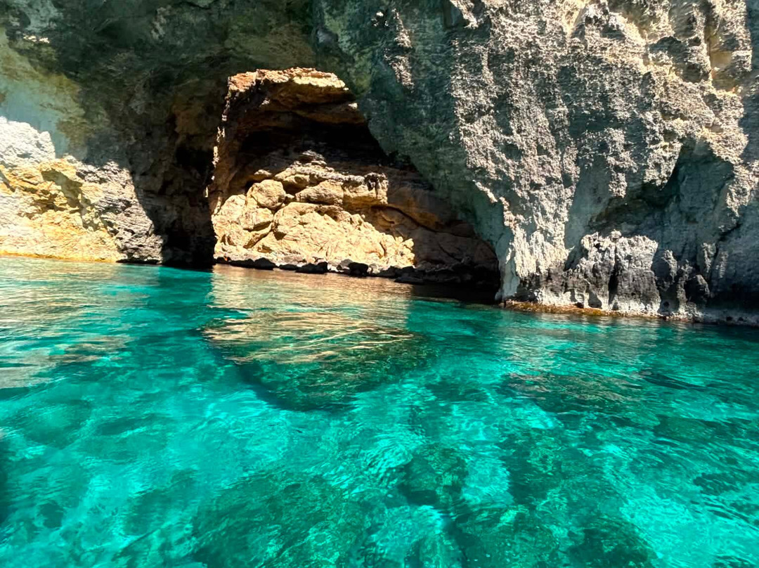 Aloha Boat Trips-史克华必去景点